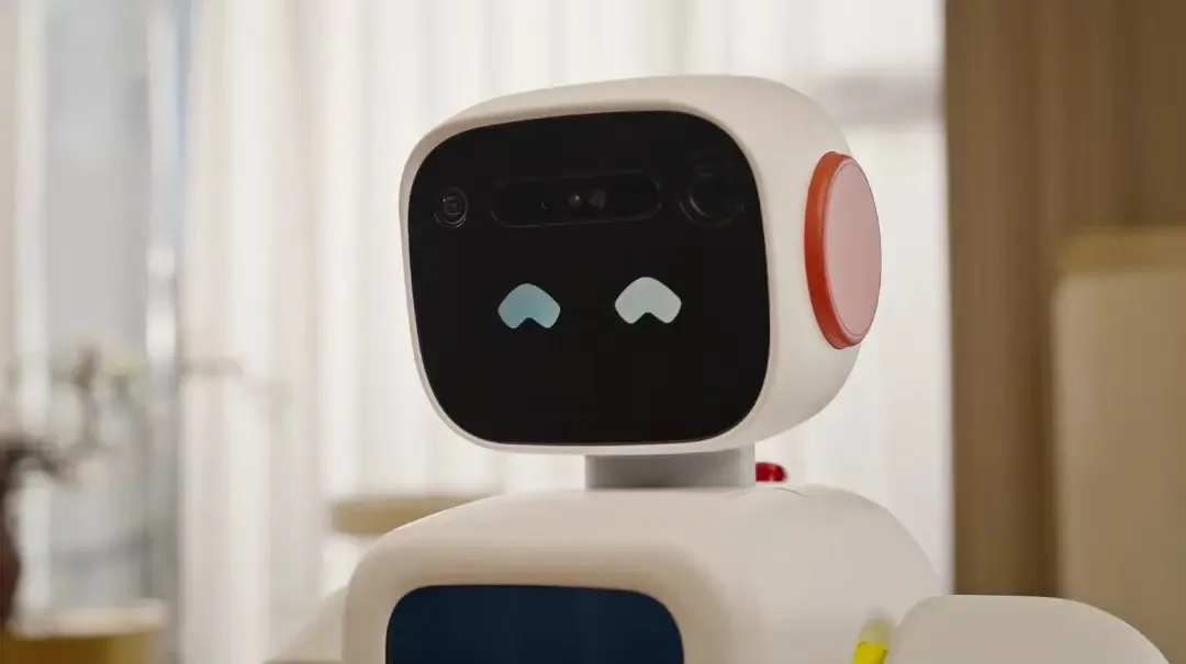 3万+家庭机器人深度评测：为何超300户家庭选择它？
