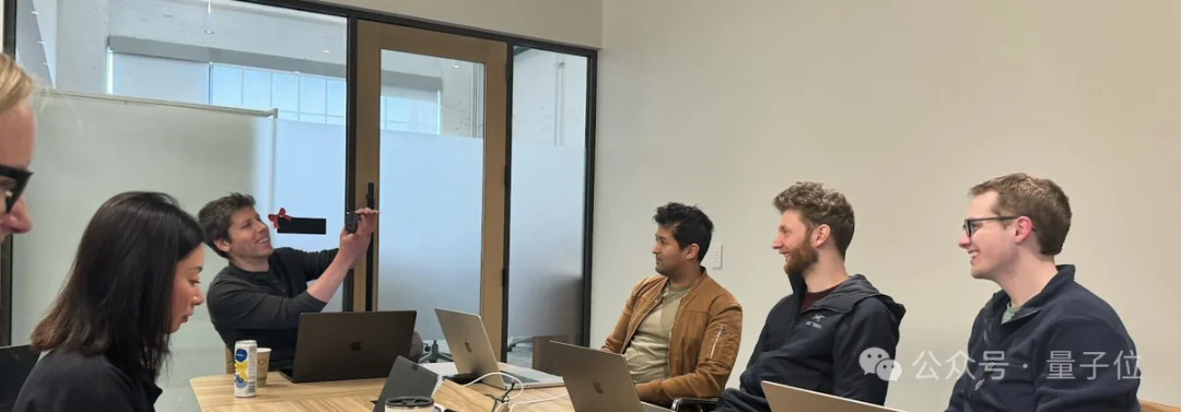 Sora之父跑路！OpenAI一日流失三高管，资本还密谋换掉奥特曼