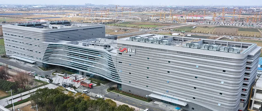 全球AI工厂4万亿激战：国产厂商如何抢占先机？