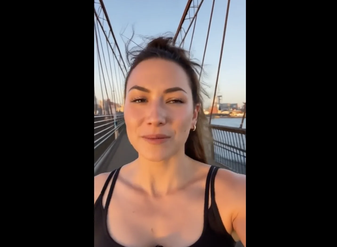 撸猫撸出SOTA！3个00后2个月，造出史上最快流式音视频社交模型MaineCoon