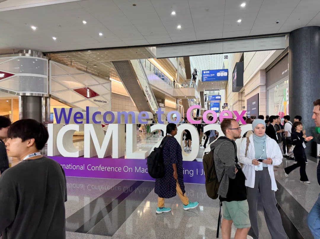 首尔 ICML 四天：模型吃掉一切的速度，快过所有人找身位的速度丨五源孟醒
