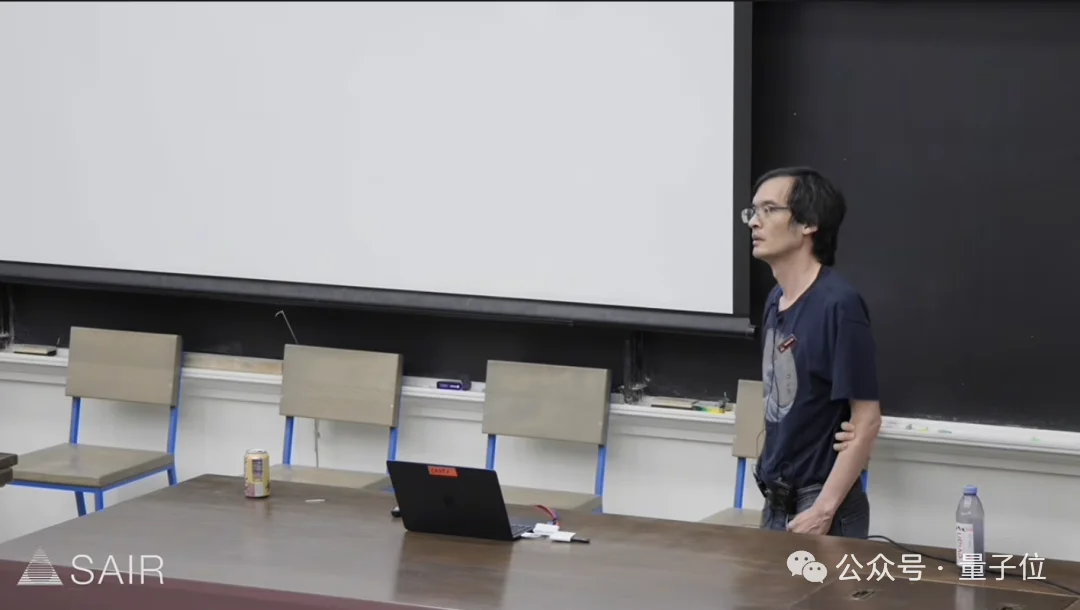 王的猜想，刚刚扩展到四维